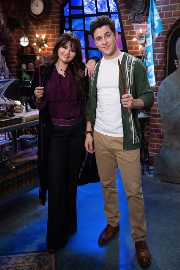 All About The Wizards Of Waverly Place Actors And Cast