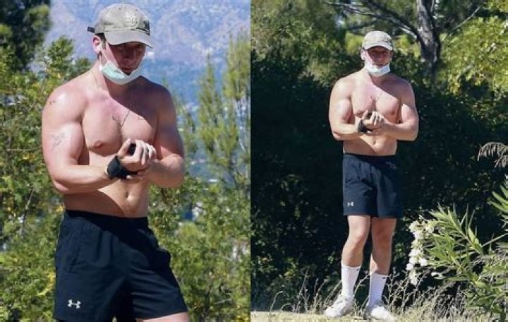 Jeremy Allen White: Weight, Height, And More