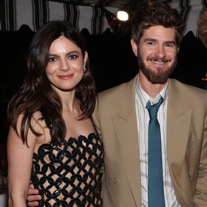 Unveiling The Truth: Did Andrew Garfield Get Married?