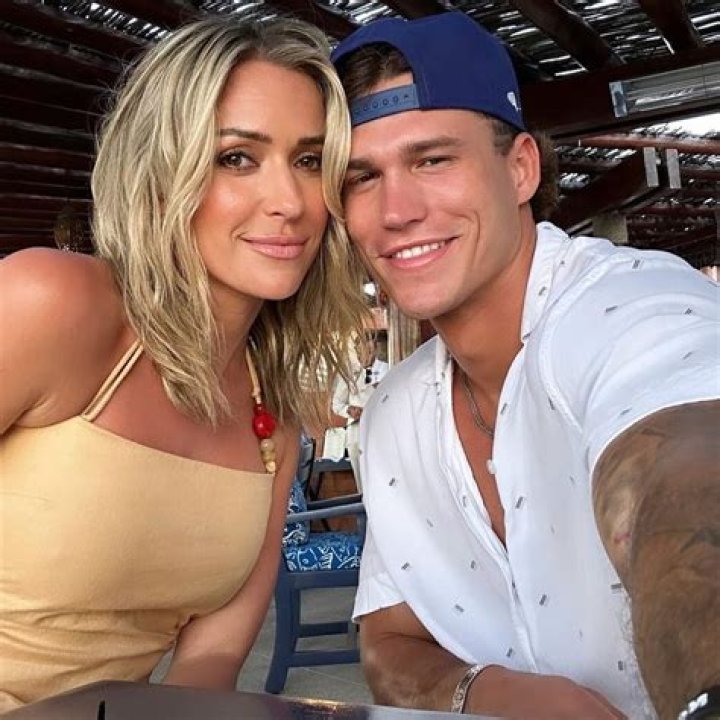Violet Summers Body, Career, Boyfriend & Net Worth